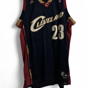 CLEVELAND CAVALIERS 2000s ALTERNATE BLUE BLANK SWINGMAN LEBRON JAMES JERSEY